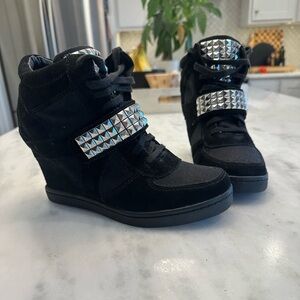 NWOT Steve Madden Black Leather Studded High-Top Wedge Sneakers